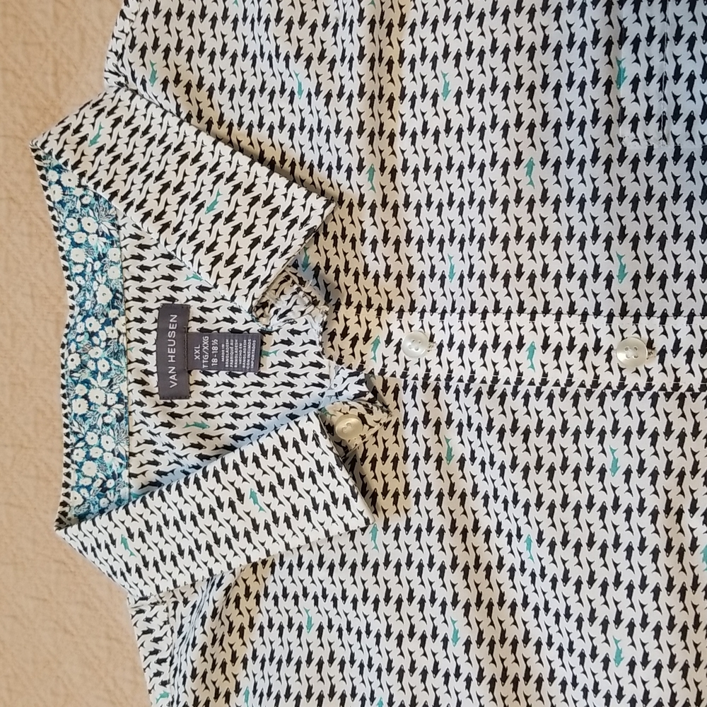 Van Heusen shirt XXL shark print
